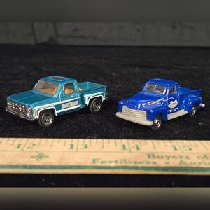 Matchbox Chevy Pickup Trucks Lot – Chevy Stepside & ’47½ Chevy AD (2)